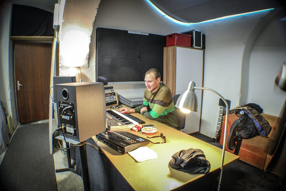 sound studio: felix brielmaier